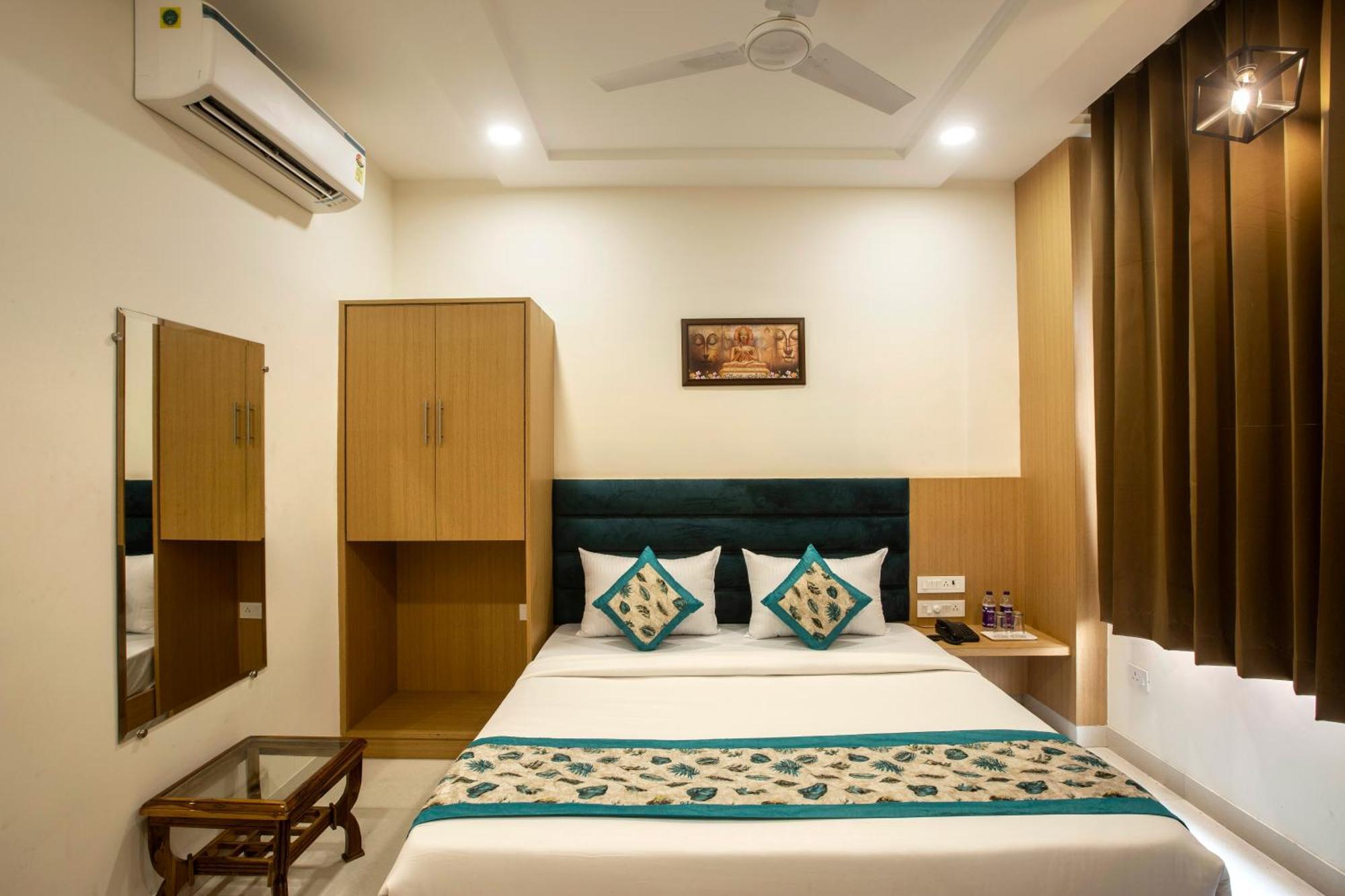 Hotel Prithvi Palace Igi Airport Delhi 新德里 外观 照片