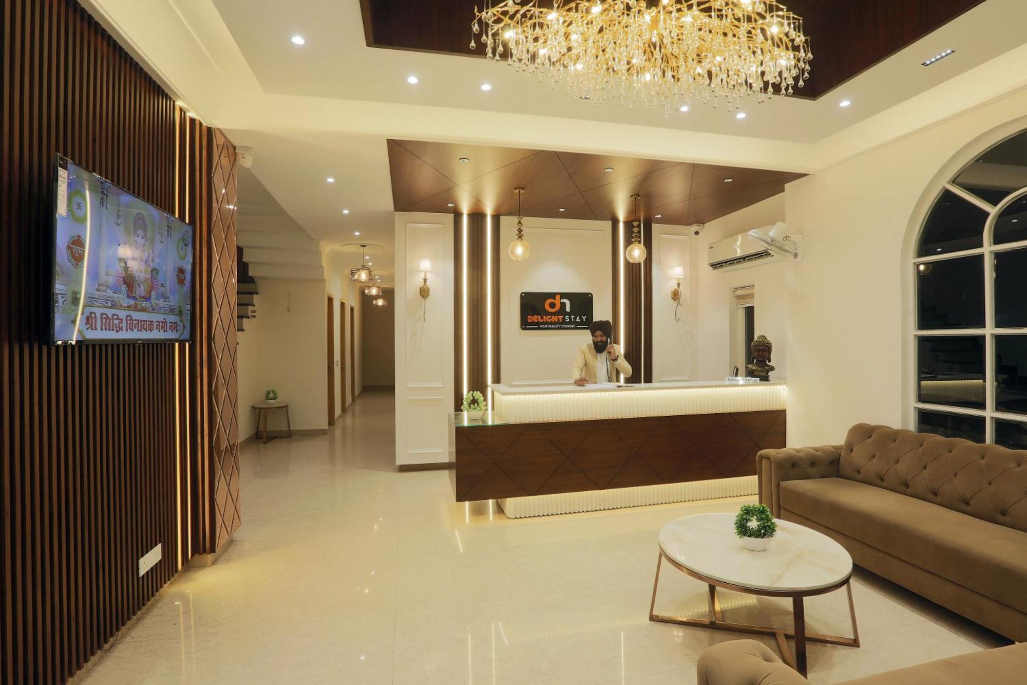 Hotel Prithvi Palace Igi Airport Delhi 新德里 外观 照片