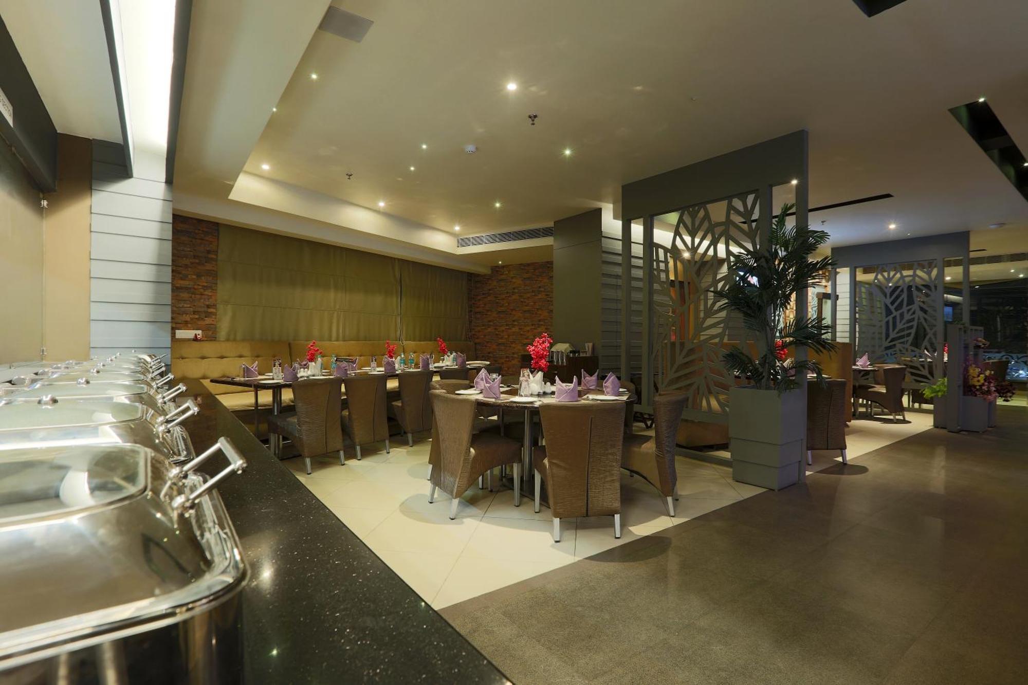 Hotel Prithvi Palace Igi Airport Delhi 新德里 外观 照片
