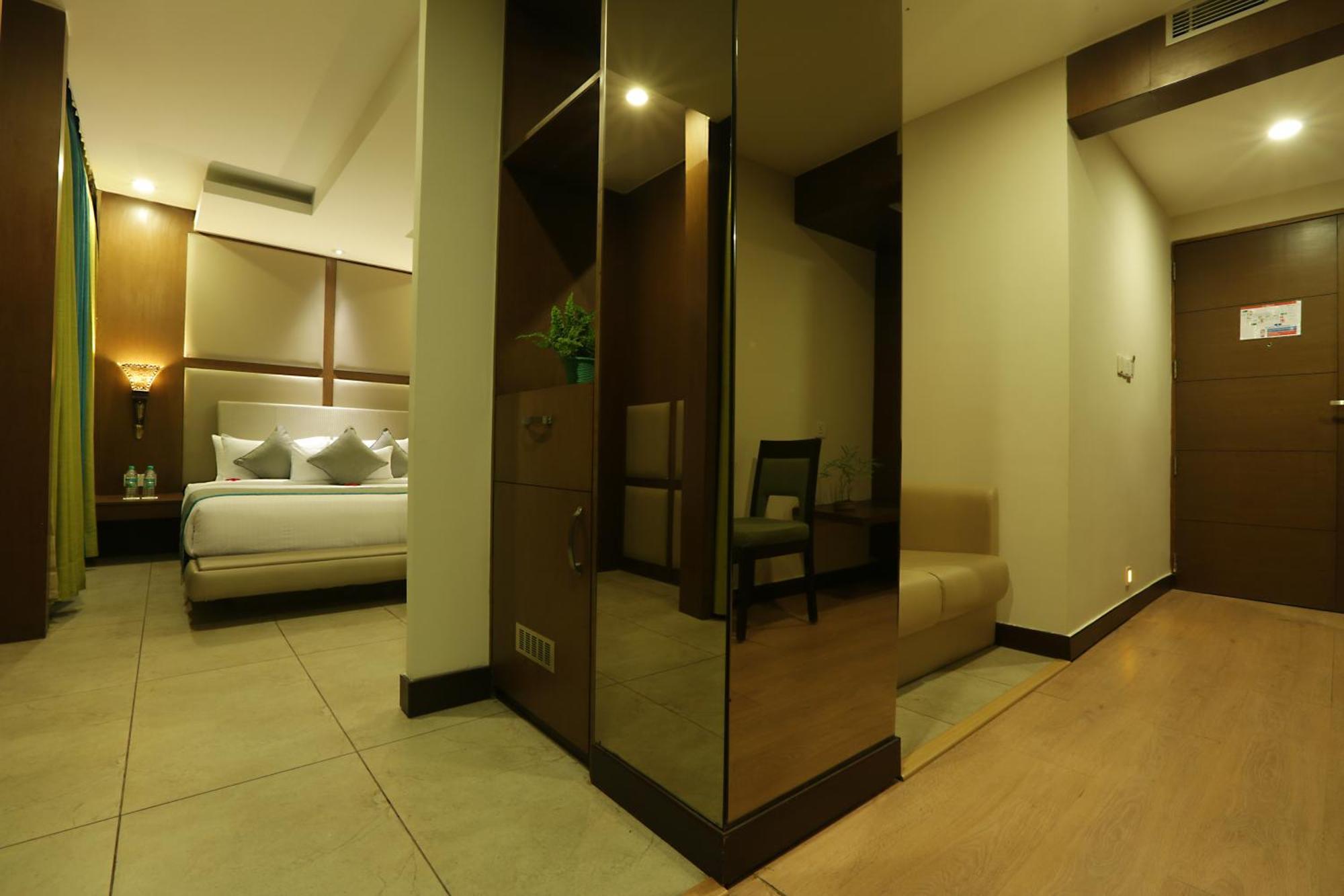 Hotel Prithvi Palace Igi Airport Delhi 新德里 外观 照片