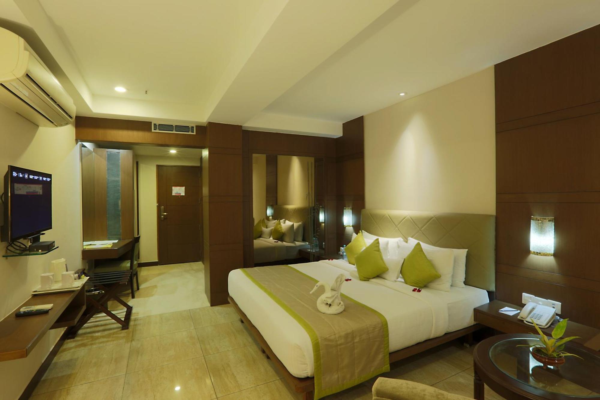 Hotel Prithvi Palace Igi Airport Delhi 新德里 外观 照片