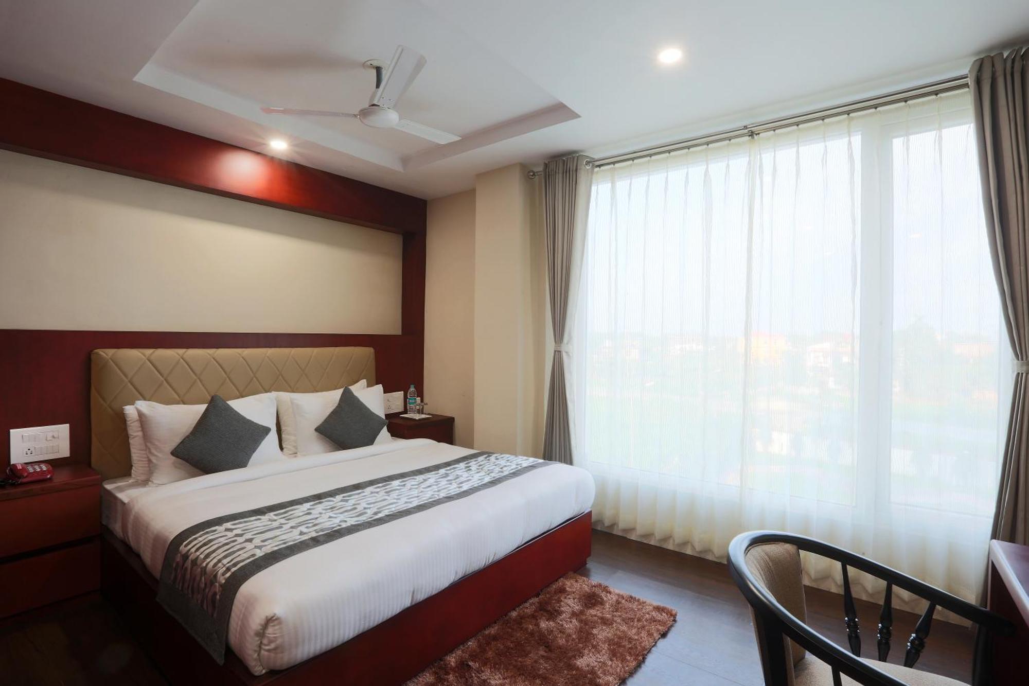 Hotel Prithvi Palace Igi Airport Delhi 新德里 外观 照片