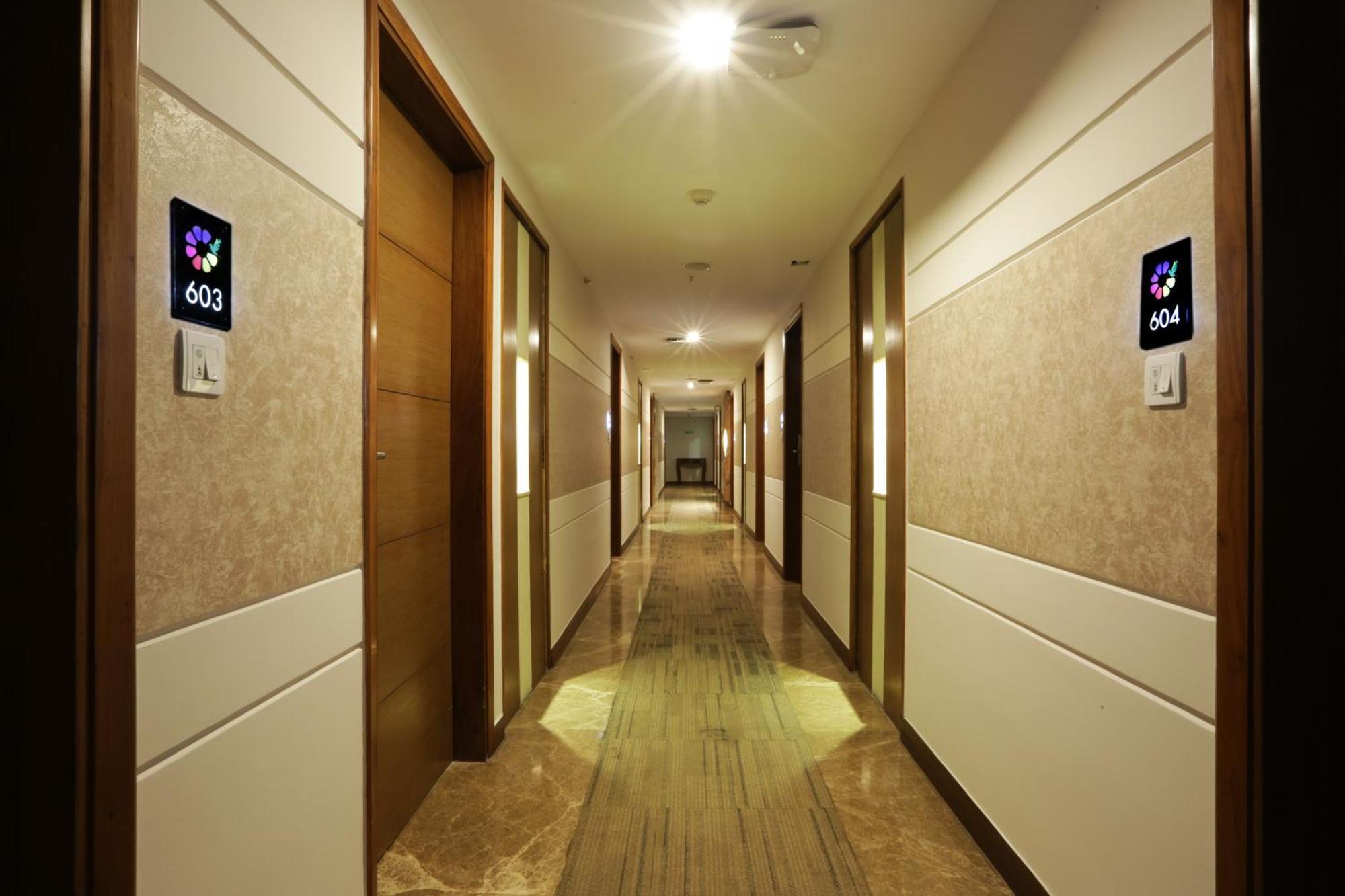 Hotel Prithvi Palace Igi Airport Delhi 新德里 外观 照片